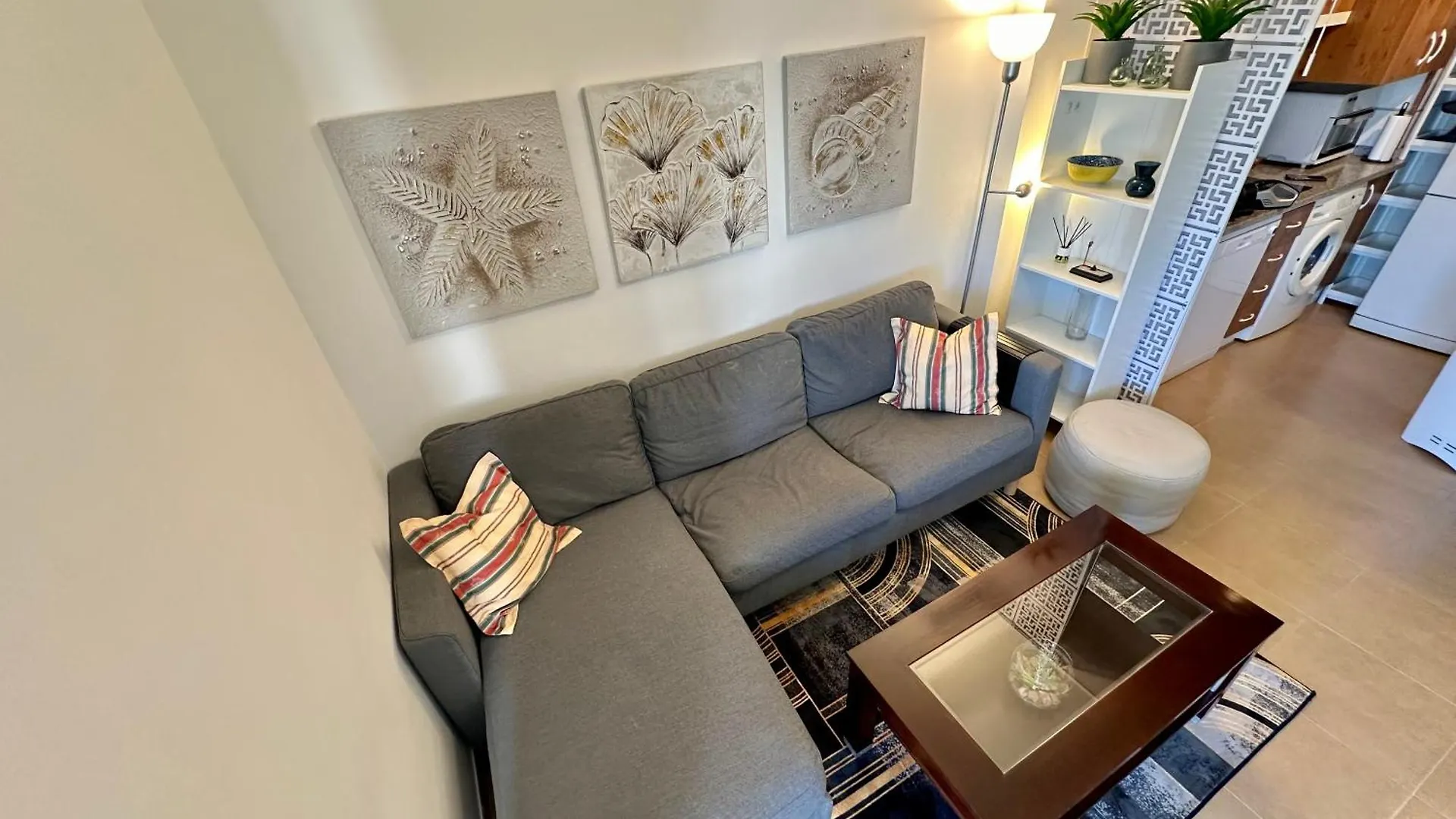Apartamento Atico Con Solarium A Metros Del Mar En Malaga Rincón de la Victoria